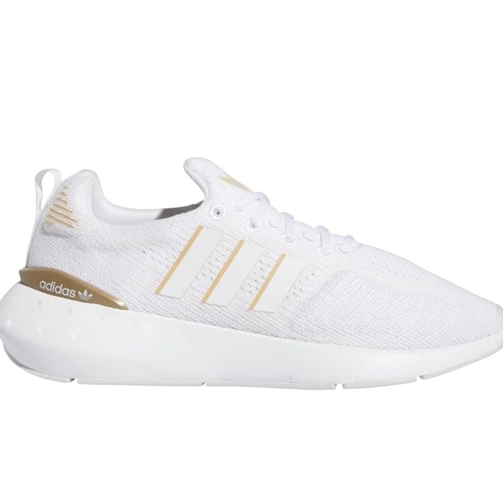 Adidas Swift Run 22‎ Womens White Gold Metallic Sneakers GZ3502 Size 7.5